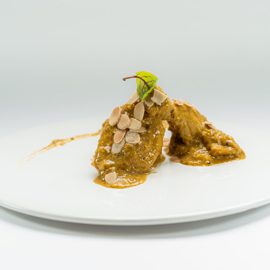 Emplatado de pollo en pepitoria | The Good Chef